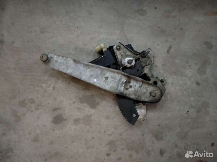 Стеклоподьемник задний hyundai getz