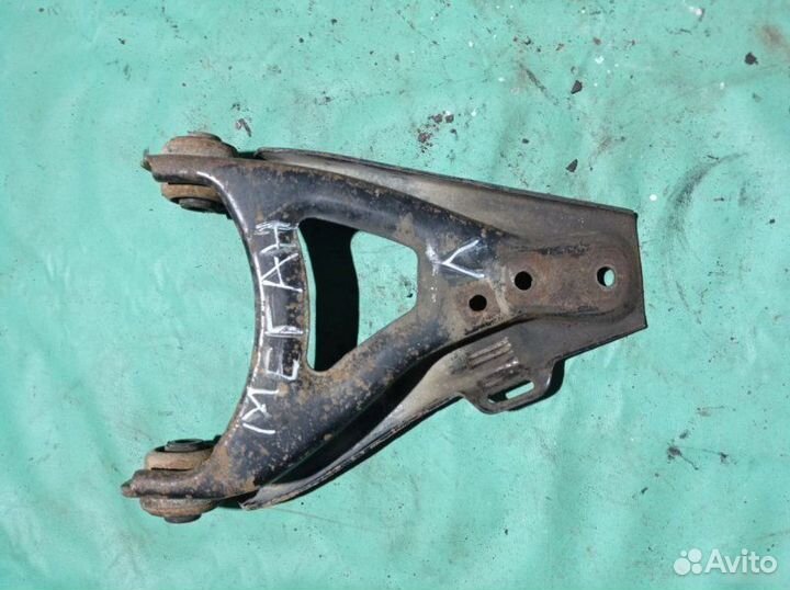 Рычаг подвески Renault Megane