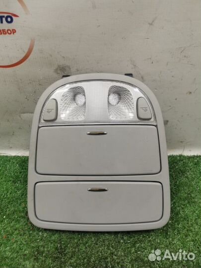 Плафон подсветки салона Hyundai Santa-Fe 2 SUV 2.2