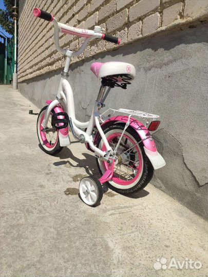 Детские велосипед для девочки, в хорошем состоянии