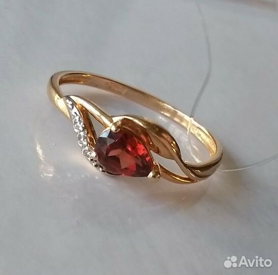 Золотое кольцо р.17,5 с гранатом Новое 3260/гр