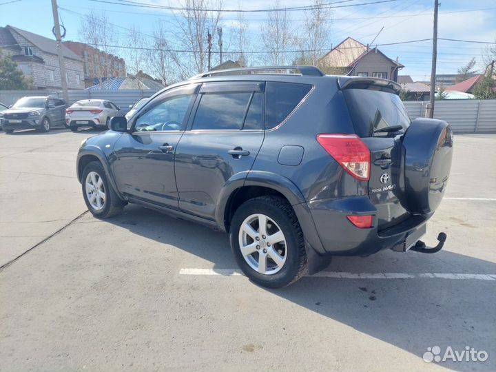 Toyota RAV4 2.4 AT, 2007, 250 000 км