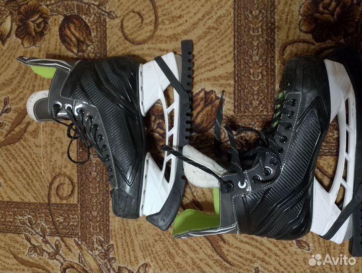 Хоккейные коньки bauer 43-44.5 размер