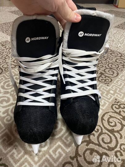 Продаю коньки