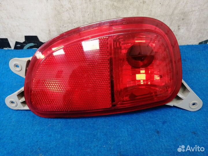 Птф заднего бампера левая 92405-1Y100 Kia Picanto