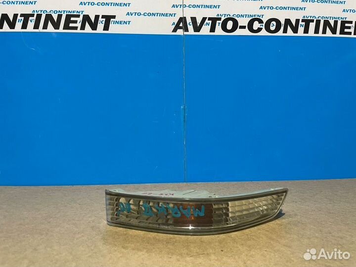 Габарит задний левый Toyota Mark 2 GX100 1G-FE