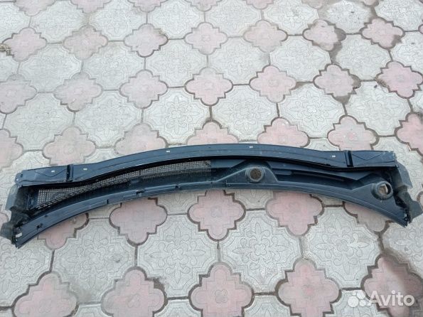 Жабо лобового стекла Митсубиси Аутлендер 3