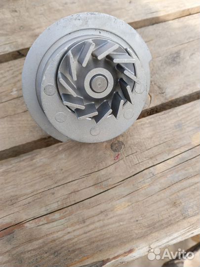 Помпа chevrolet cruze