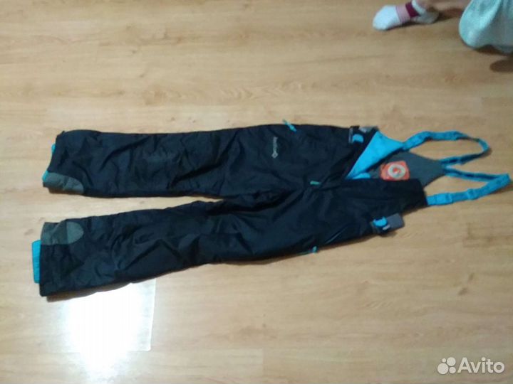 Горнолыжные брюки 152 см