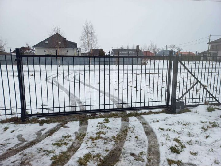 Дом 218 м² на участке 12 сот.