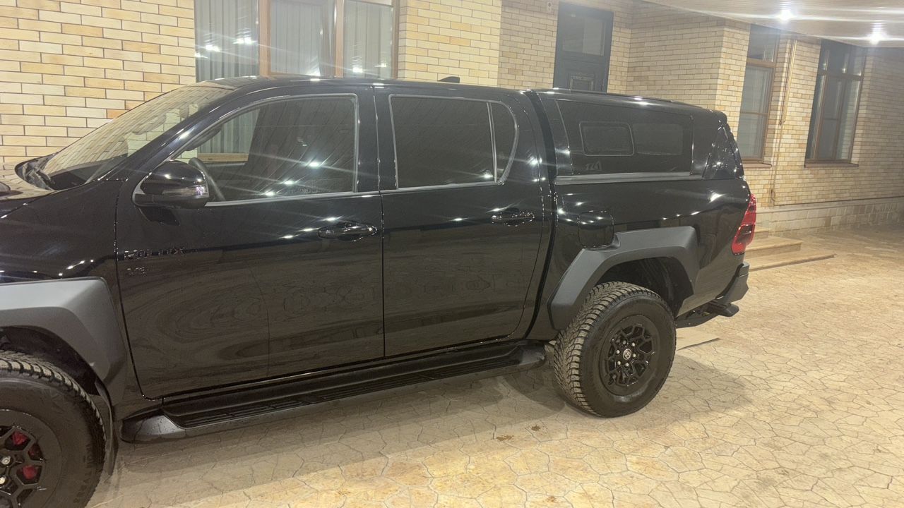 Toyota Hilux: фото из отзыва