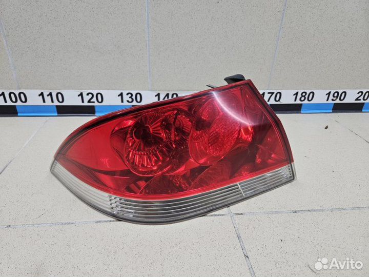Фонарь задний левый Mitsubishi Lancer 9 1.6 4G18