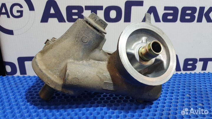 Кронштейн масляного фильтра двигателя Toyota Mark