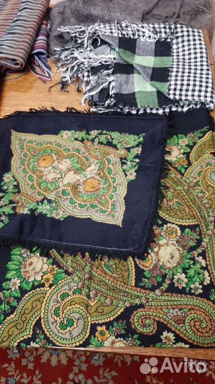 Шарфы и палантин платки