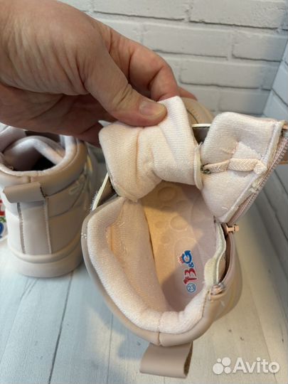 Ботинки демисезонные для девочки 22,23,24,25,26