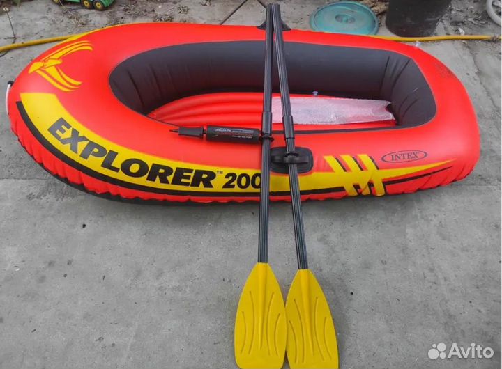 Надувная лодка новая intex original foxy