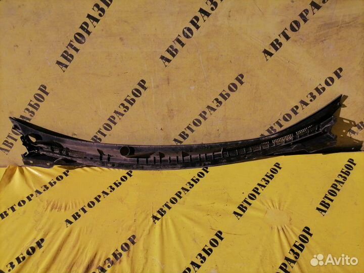 Жабо (решетка стеклоочистителя) Mitsubishi Lancer