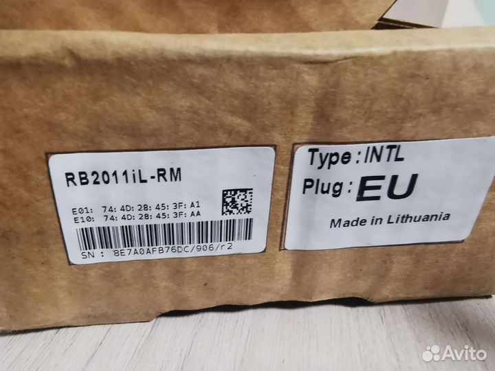 Маршрутизатор mikrotik RB2011iL-RM