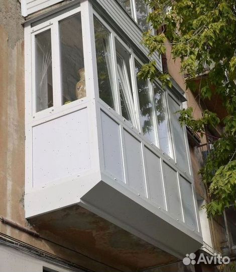 Балкон с установкой
