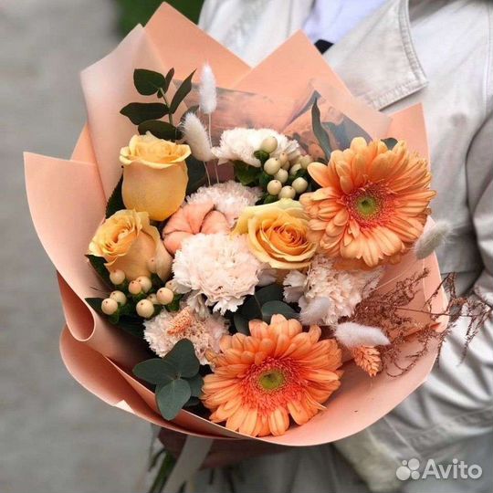 Яркий букет с герберами