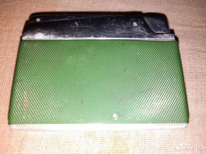 Зажигалка бензиновая