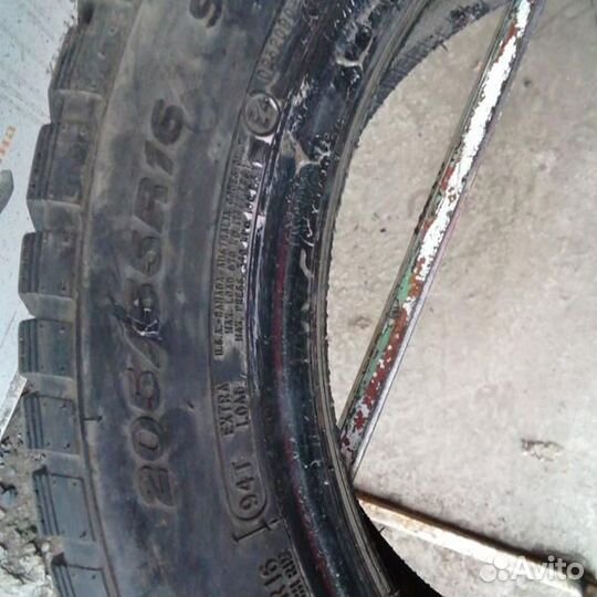 Cooper Weather-Master S/T 3 205/55 R16