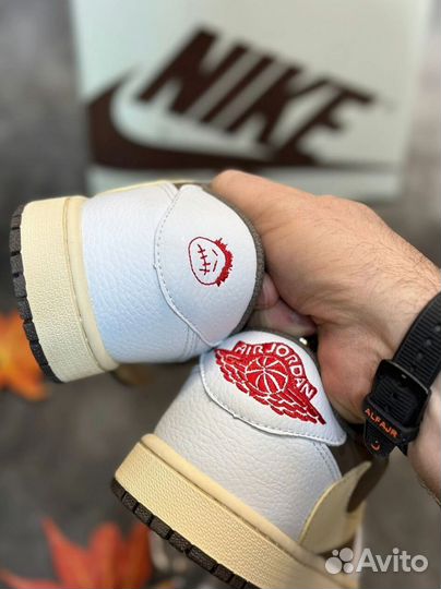 Кроссовки Nike Air Jordan 1 Low Travis Scott