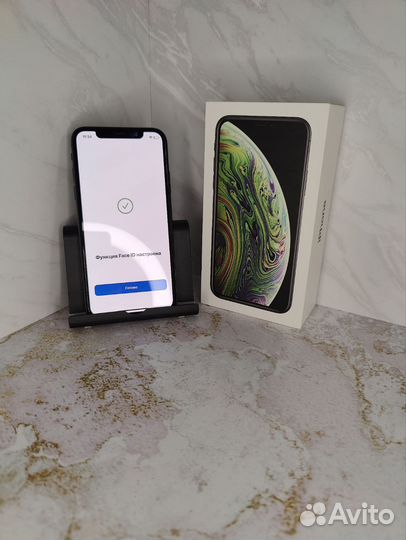iPhone Xs, 256 ГБ