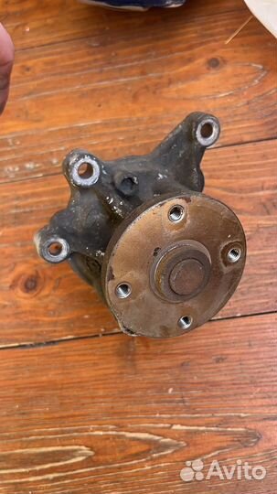 Помпа hyndai i30 kia ceed