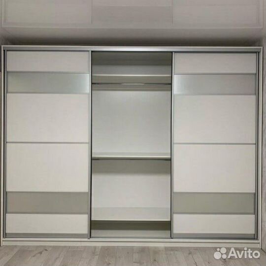 Шкаф стенка