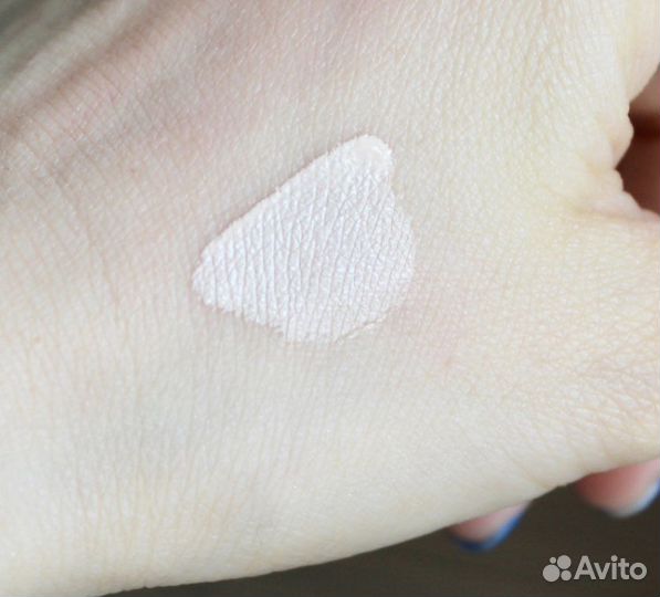 Консилер Sergey Naumov