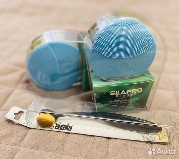 Прибор для массажа и ощищения лица