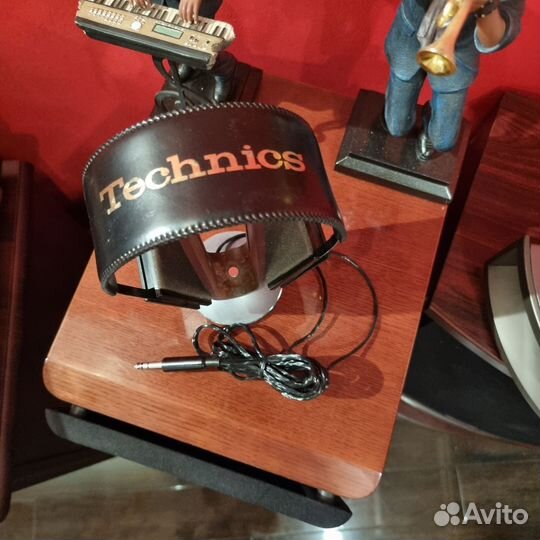 Technics DH-61S наушники+ подставка