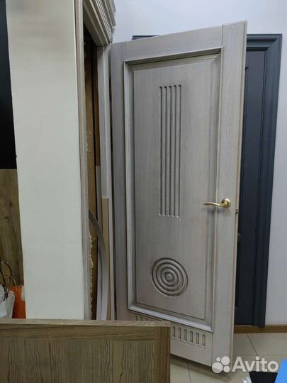 Двери из массива ясеня