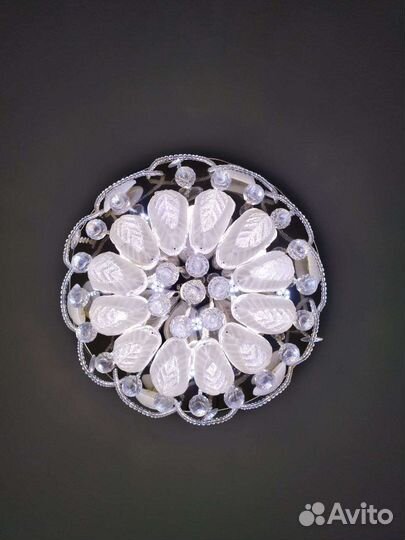 Люстра потолочная