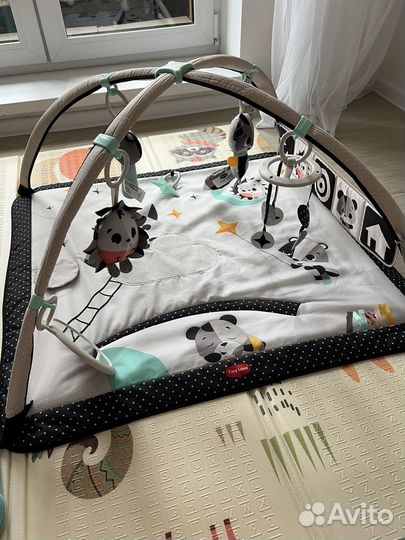 Развивающий коврик tiny love день и ночь