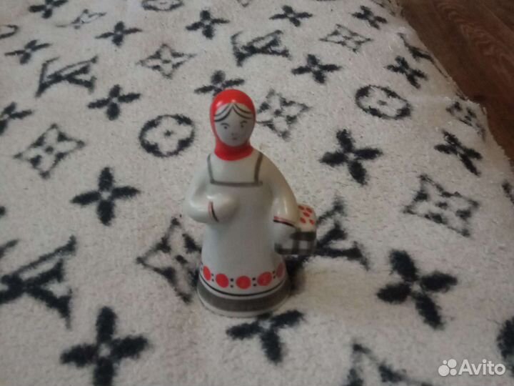Фарфоровые статуэтки СССР гжель