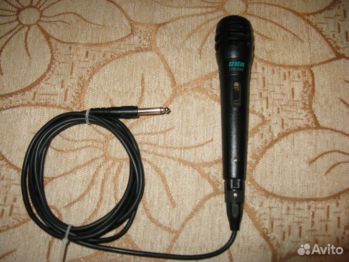 Микрофон проводной 