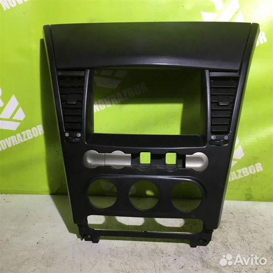 Накладка торпедо Чери М11 10-14