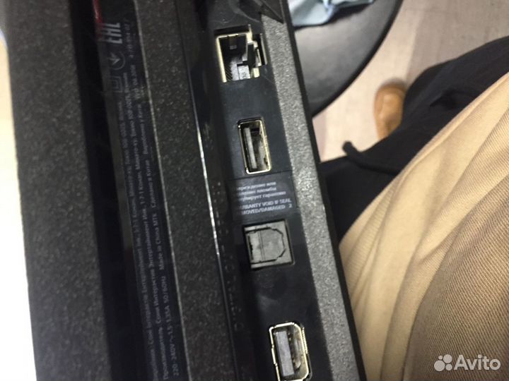 Sony playstation 4 PRO 1tb