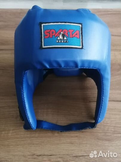 Боксёрские перчатки и экипировка для бокса