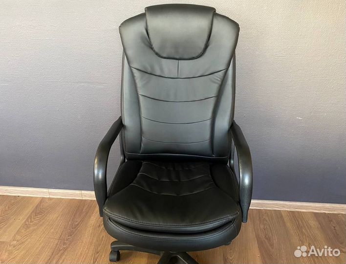 Офисное кресло новое