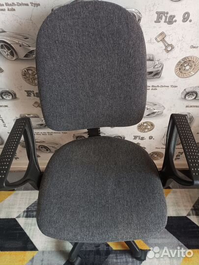 Компьютерное кресло