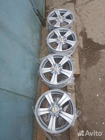 Литые MSpirits R16 как новые 114,3