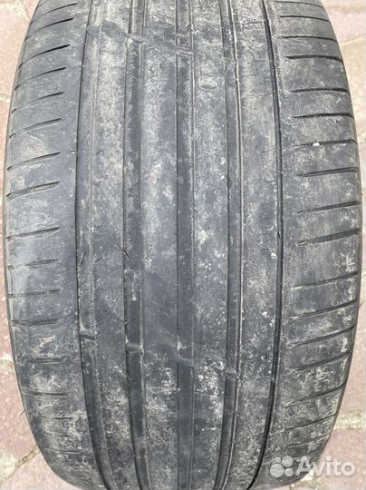 Michelin Pilot Sport 295/40 R21