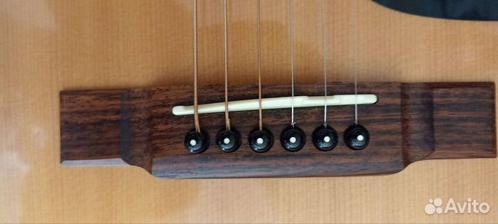 Электроакустическая гитара washburn