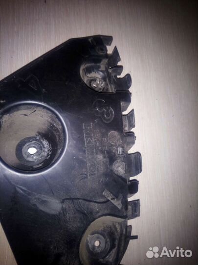 Кронштейн крепления заднего бампера Renault Duster