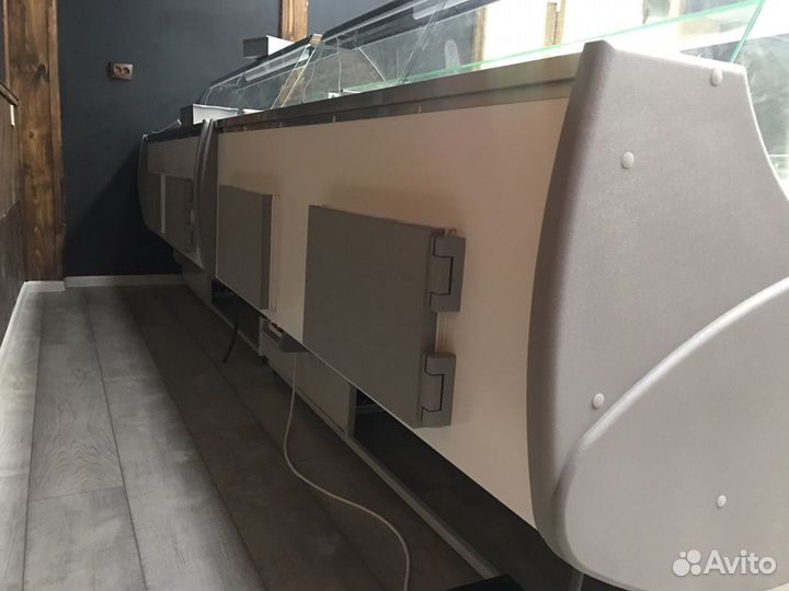 Витринный холодильник Таир