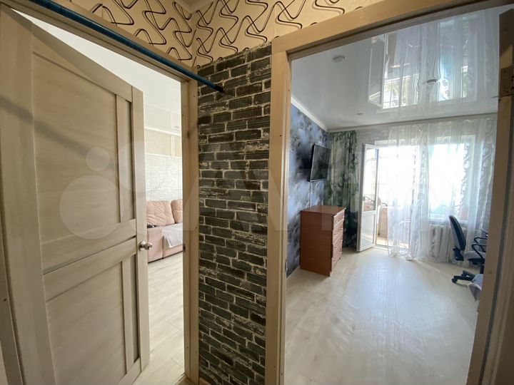 2-к. квартира, 47 м², 3/9 эт.