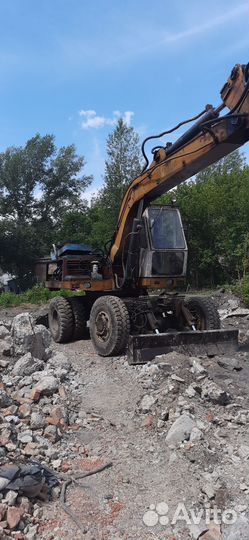 Экскаватор эо3323А